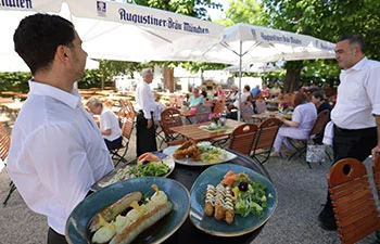 Biergarten im Gasthof zur Post in Haar