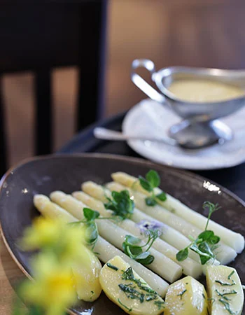 Spargelwochen im Gasthof zur Post